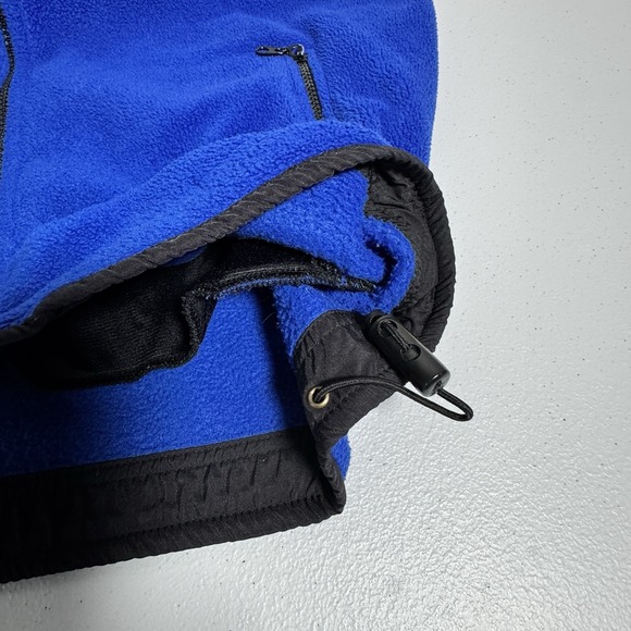 Vintage‎ Most Wanted Embroidered Red Crab Blue Fleece Vest Mens M - Picture 10 of 10